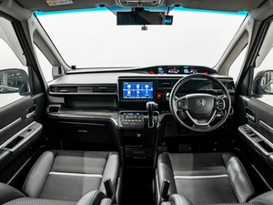 Минивэн Honda Stepwgn Spada 2016 года, 1875000 рублей, Красноярск