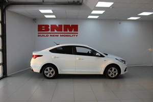 Седан Hyundai Solaris 2019 года, 990000 рублей, Смоленск