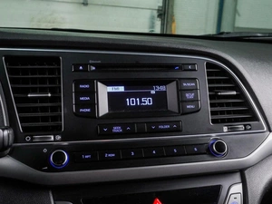 Седан Hyundai Elantra 2017 года, 979000 рублей, Воронеж