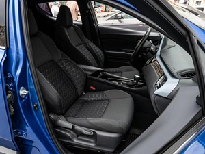 Внедорожник Toyota C-HR 2020 года, 2570000 рублей, Краснодар