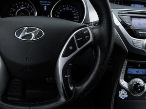 Седан Hyundai Elantra 2011 года, 850000 рублей, Ставрополь