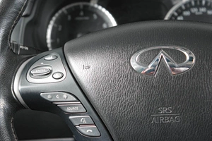 Внедорожник Infiniti QX60 2018 года, 2449000 рублей, Тюмень