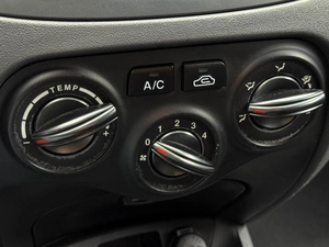 Хетчбэк Kia Rio 2011 года, 599000 рублей, Кропоткин