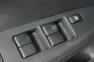 Хетчбэк Nissan Note 2012 года, 799000 рублей, Тюмень