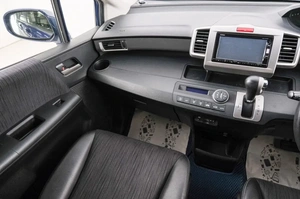 Минивэн Honda Freed 2015 года, 1289000 рублей, Красноярск