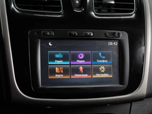Хетчбэк Renault Sandero Stepway 2016 года, 980000 рублей, Тюмень