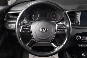 Внедорожник Kia Sorento 2017 года, 2809000 рублей, Оренбург