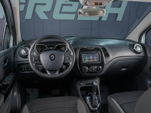 Внедорожник Renault Kaptur 2018 года, 1649000 рублей, Сургут