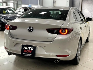 Седан Mazda 3 2022 года, 1667000 рублей, Солонцы