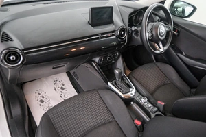 Хетчбэк Mazda Demio 2019 года, 1329000 рублей, Красноярск