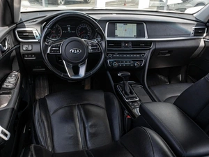 Седан Kia Optima 2019 года, 1921000 рублей, Краснодар