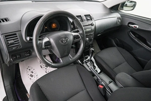 Седан Toyota Corolla 2012 года, 1149000 рублей, Красноярск