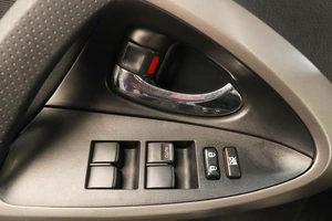 Внедорожник Toyota RAV4 2008 года, 1099000 рублей, Челябинск