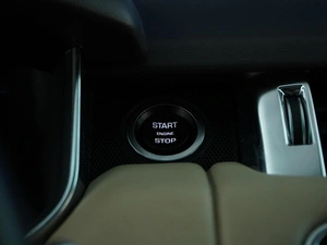 Внедорожник Land Rover Range Rover 2022 года, 6250000 рублей, Москва