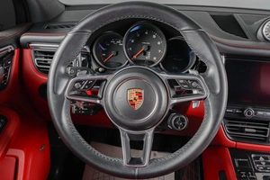 Внедорожник Porsche Macan 2019 года, 5799000 рублей, Тюмень