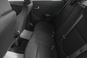 Седан Kia Rio 2015 года, 999000 рублей, Кемерово