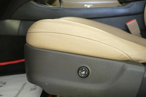 Седан Hyundai Equus 2011 года, 1299000 рублей, Омск
