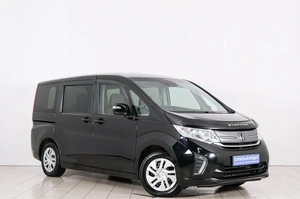 Минивэн Honda Stepwgn 2017 года, 1679000 рублей, Красноярск