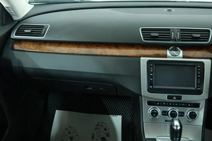 Универсал Volkswagen Passat 2012 года, 1229000 рублей, Омск