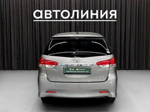 Минивэн Toyota Wish 2011 года, 1190000 рублей, Красноярск