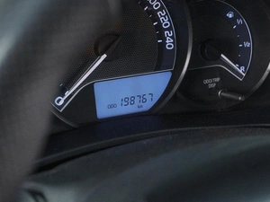 Седан Toyota Corolla 2013 года, 1129000 рублей, Сургут