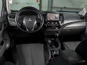 Пикап Mitsubishi L200 2018 года, 2120000 рублей, Воронеж