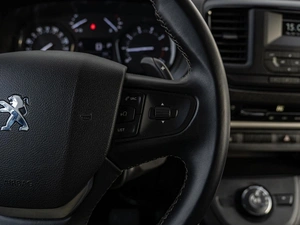 Минивэн Peugeot Traveller 2022 года, 3545000 рублей, Краснодар