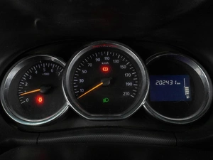 Внедорожник Renault Duster 2016 года, 916000 рублей, Воронеж