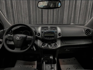 Внедорожник Toyota RAV4 2010 года, 1385000 рублей, Красноярск