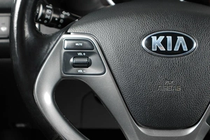 Седан Kia Rio 2016 года, 1099000 рублей, Тюмень