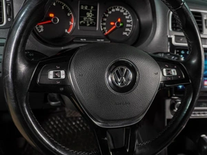 Седан Volkswagen Polo 2016 года, 1389000 рублей, Воронеж