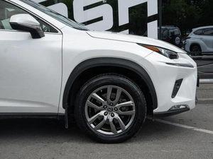 Внедорожник Lexus NX 2020 года, 3299000 рублей, Волгоград