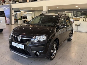 Хэтчбек Renault Sandero 2014 года, 940000 рублей, Орёл