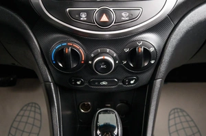 Седан Hyundai Solaris 2016 года, 1189000 рублей, Пермь