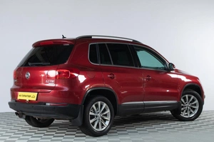 Внедорожник Volkswagen Tiguan 2011 года, 1229000 рублей, Челябинск