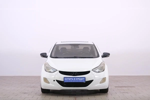 Седан Hyundai Avante 2011 года, 829000 рублей, Омск
