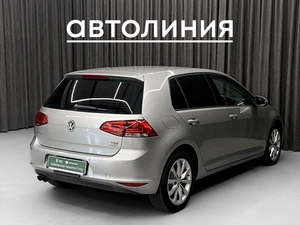 Хетчбэк Volkswagen Golf 2013 года, 1299000 рублей, Красноярск