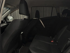 Внедорожник Toyota RAV4 2015 года, 2270000 рублей, Красноярск