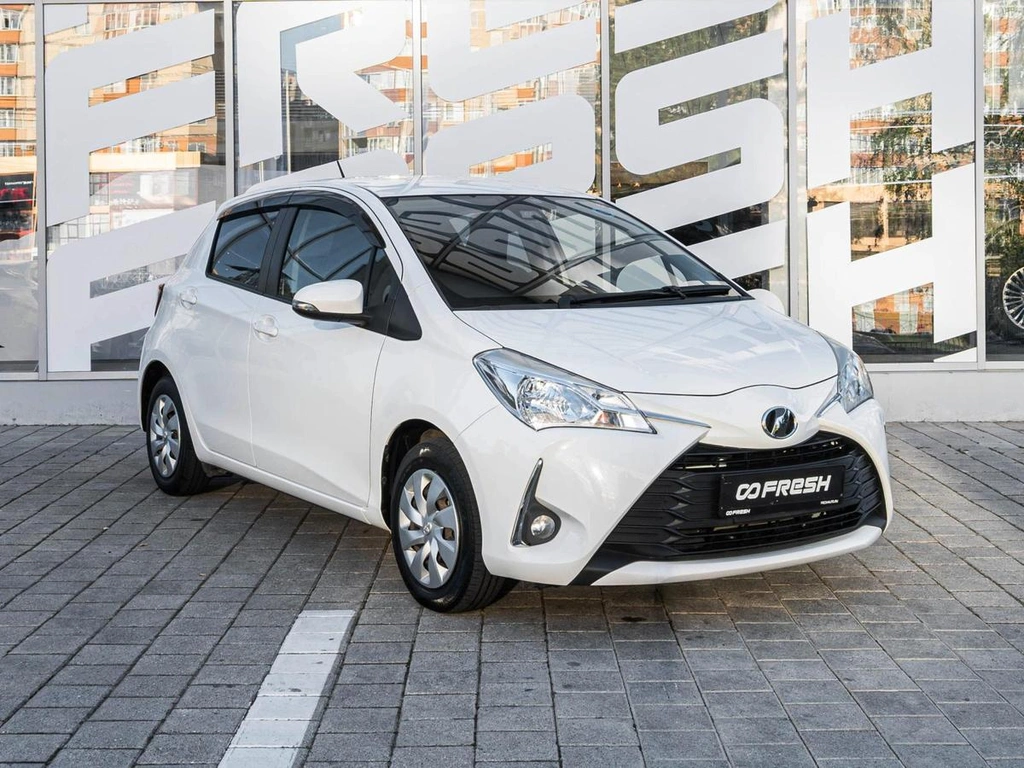 Хетчбэк Toyota Vitz 2019 года, 1199000 рублей, Ставрополь