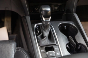 Внедорожник Hyundai Santa Fe 2018 года, 2999000 рублей, Новосибирск