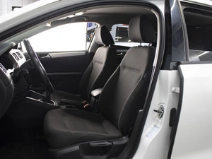 Седан Volkswagen Jetta 2013 года, 810000 рублей, Омск
