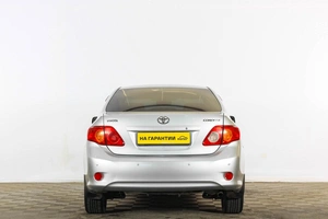 Седан Toyota Corolla 2009 года, 889000 рублей, Тюмень