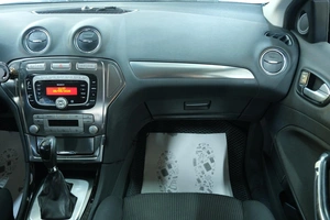 Седан Ford Mondeo 2009 года, 649000 рублей, Омск