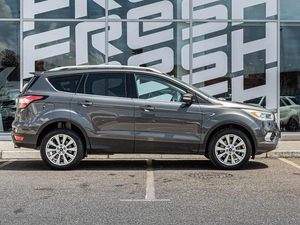 Внедорожник Ford Kuga 2016 года, 2098000 рублей, Краснодар