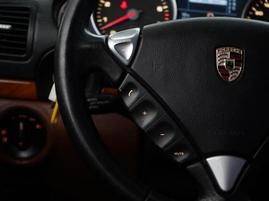 Внедорожник Porsche Cayenne Turbo 2007 года, 1499046 рублей, Москва