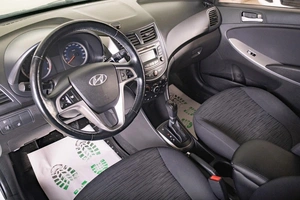 Седан Hyundai Solaris 2015 года, 1099000 рублей, Томск