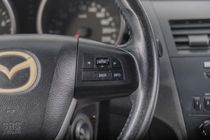 Седан Mazda 3 2011 года, 989000 рублей, Томск