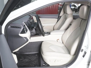 Седан Toyota Camry 2019 года, 3070000 рублей, Ростов-на-Дону