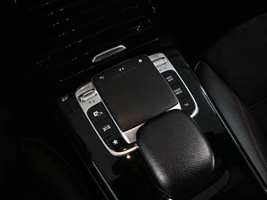 Седан Mercedes-benz CLA-класс 2019 года, 2990000 рублей, Ростов-на-Дону