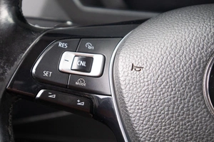 Внедорожник Volkswagen Tiguan 2017 года, 1949000 рублей, Оренбург